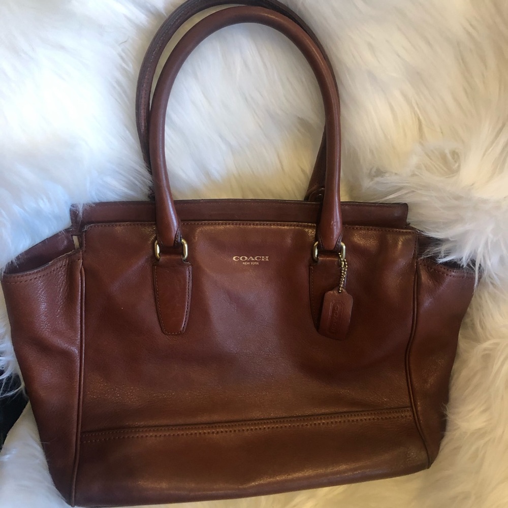 Coach tote good condition